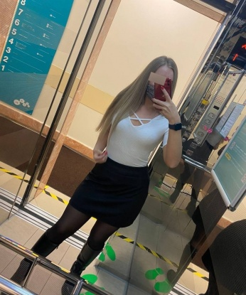 Привет, милый😏 Я - та девушка, которую ты всегда искал... Обладаю сильной индивидуальностью, нежностью и опытом😉 Живу в Москве и готова доставить тебе незабываемое удовольствие🔥 Мои услуги включают все, что ты можешь себе представить😈 Креативность и фантазия - мои лучшие друзья. Обещаю, ты не пожалеешь о проведенном со мной времени💋 Фото и отзывы доступны. Давай скорее встретимся, чтобы испытать наши совместные возможности🌟 Жду тебя, когда решиться насладиться Московскими ночами...💫 Фаина